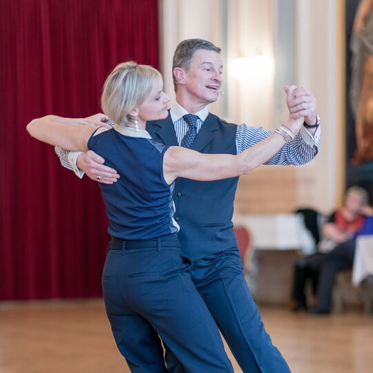 Tanzworkshop mit Michael Hull im Ballsaal des Parkhotels Bad Schandau