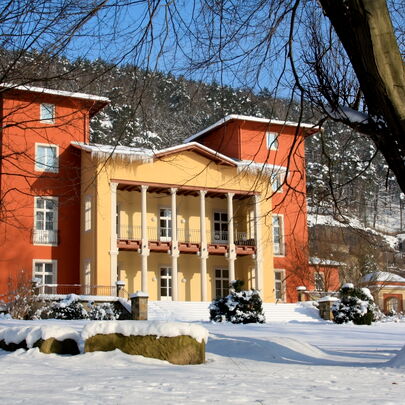 Villa Sendig des Parkhotels Bad Schandau im Winter