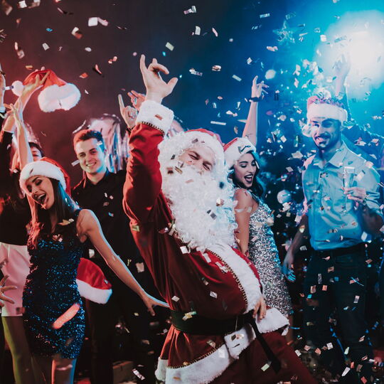 Adventsbummel Bad Schandau - im Parkhotel mit 180min-DJParty mit dem Nikolaus